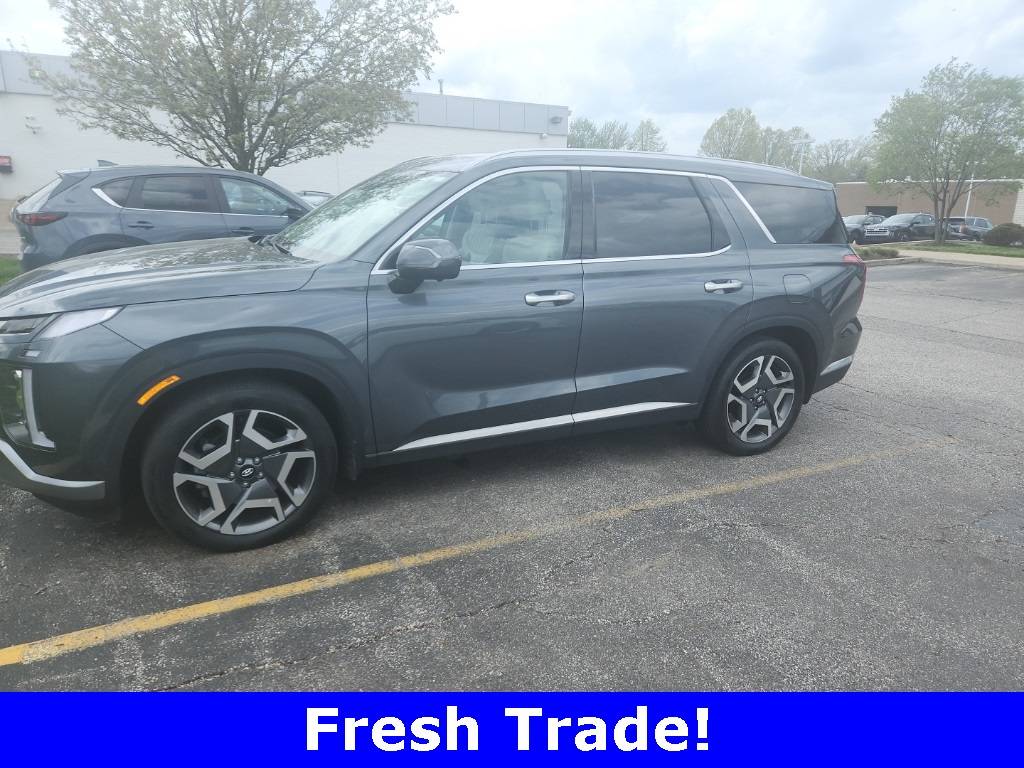 2023 Hyundai Palisade Limited — SUV — 23,448 mi — North Olmsted, OH