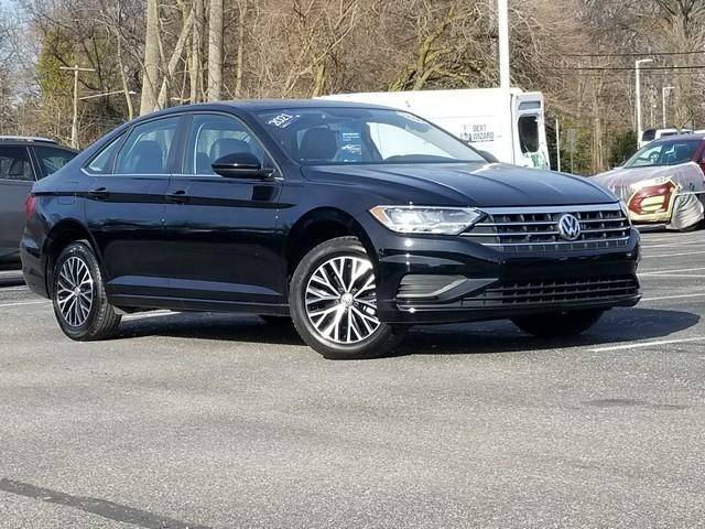 2021 Volkswagen Jetta SE — Sedan — 26,980 mi — North Olmsted, OH