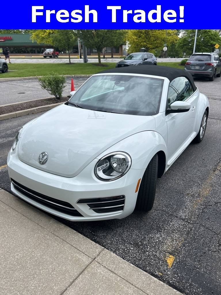 2018 Volkswagen Beetle S — Convertible — 23,239 mi — North Olmsted, OH