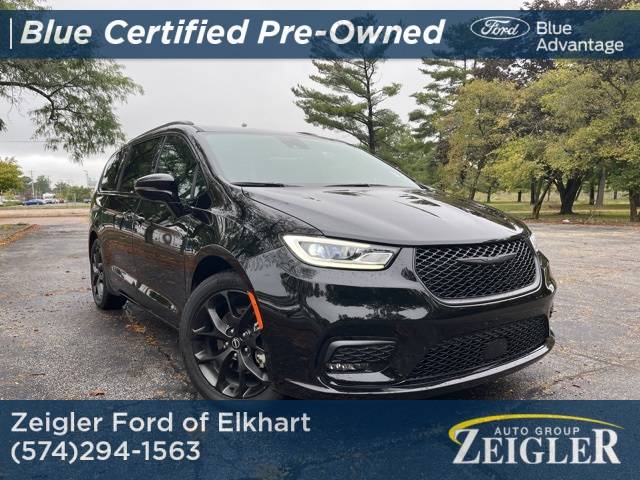 2025 Chrysler Pacifica Limited — Minivan — 33,668 mi — Elkhart, IN