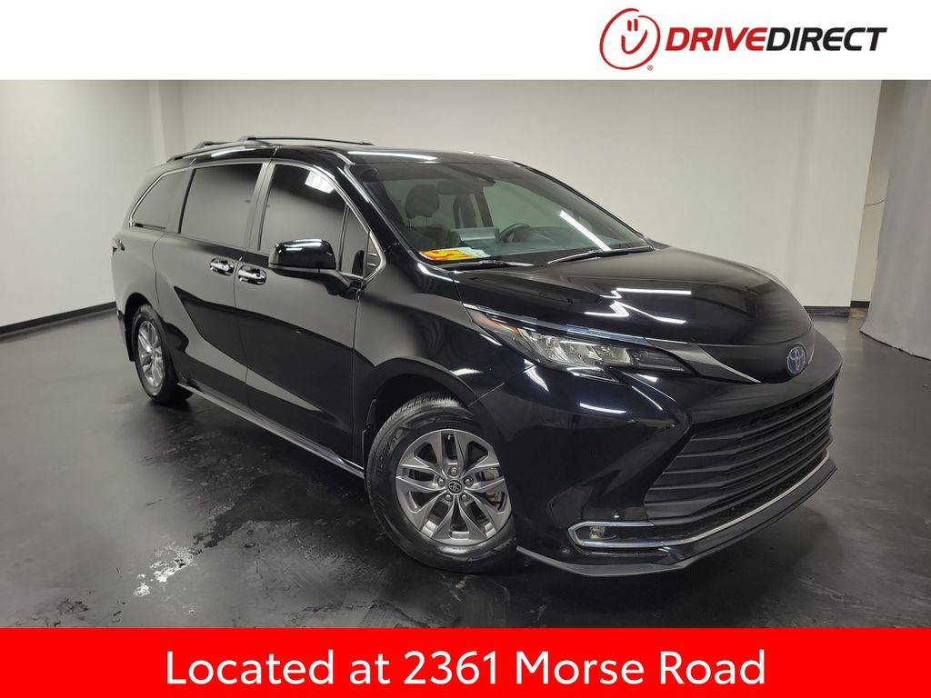 2022 Toyota Sienna XLE — Minivan — 25,049 mi — Columbus, OH