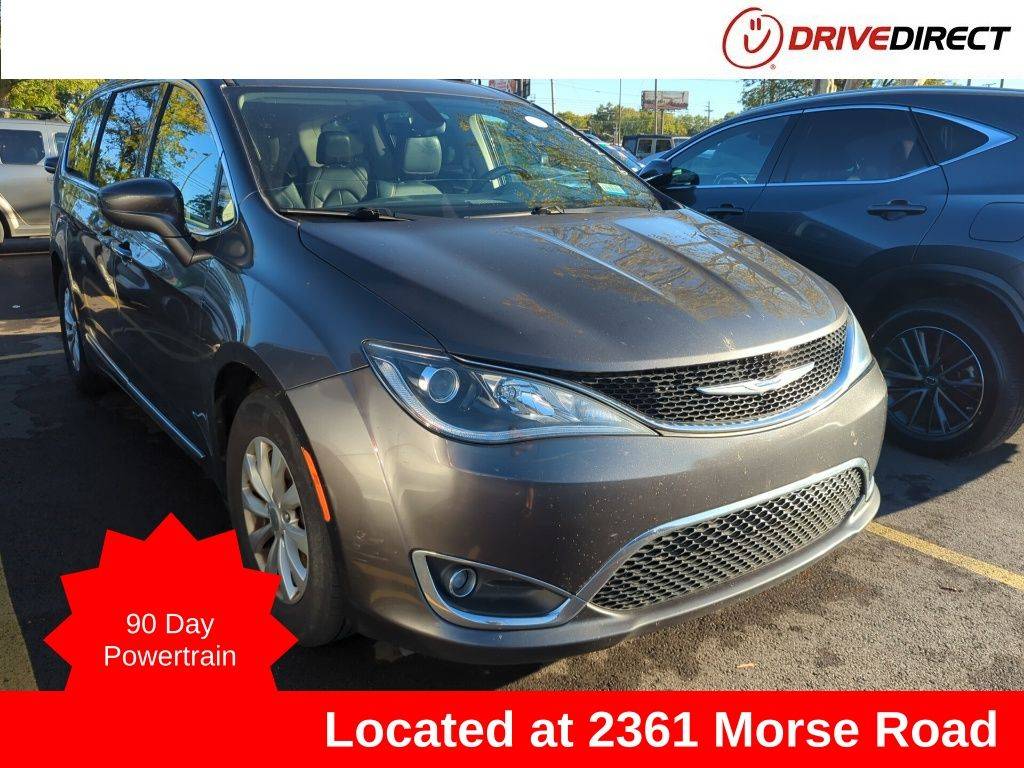 2018 Chrysler Pacifica Touring L — Minivan — 85,606 mi — Columbus, OH