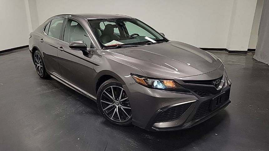 2022 Toyota Camry SE Nightshade — Sedan — 101,391 mi — Columbus, OH