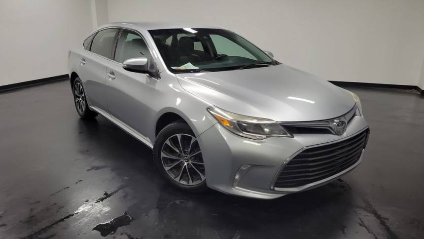 2018 Toyota Avalon XLE