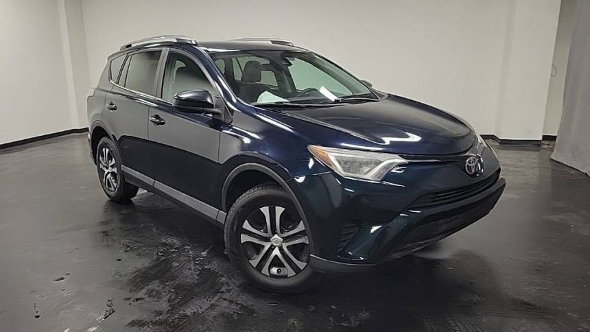 2017 Toyota RAV4 LE — SUV — 119,995 mi — Columbus, OH