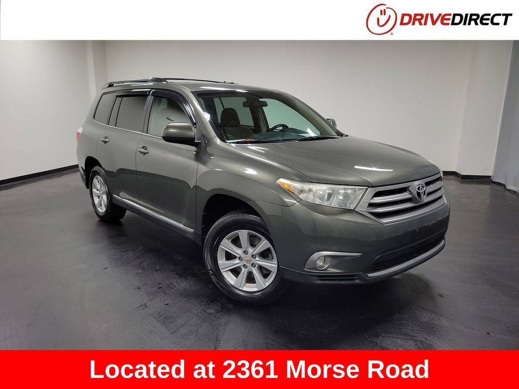 2013 Toyota Highlander Highlander V6 — SUV — 142,301 mi — Columbus, OH