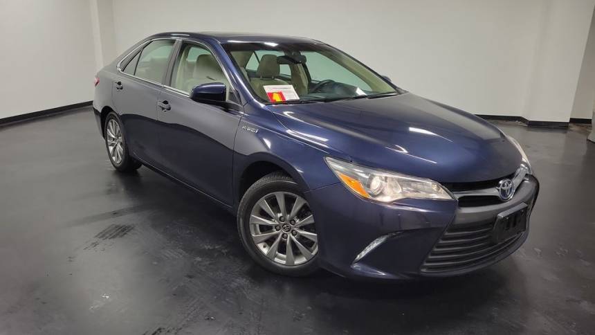2016 Toyota Camry Hybrid XLE