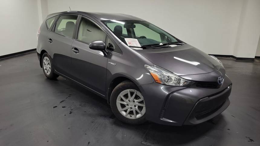 2016 Toyota Prius v Two