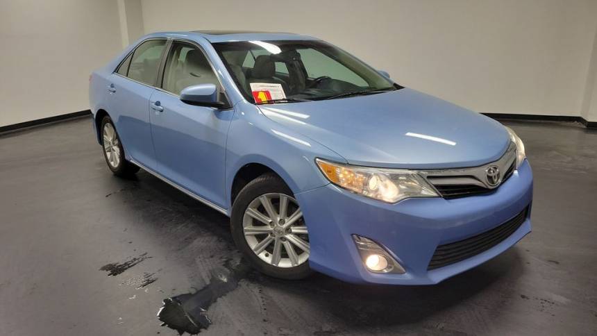 2014 Toyota Camry SE V6