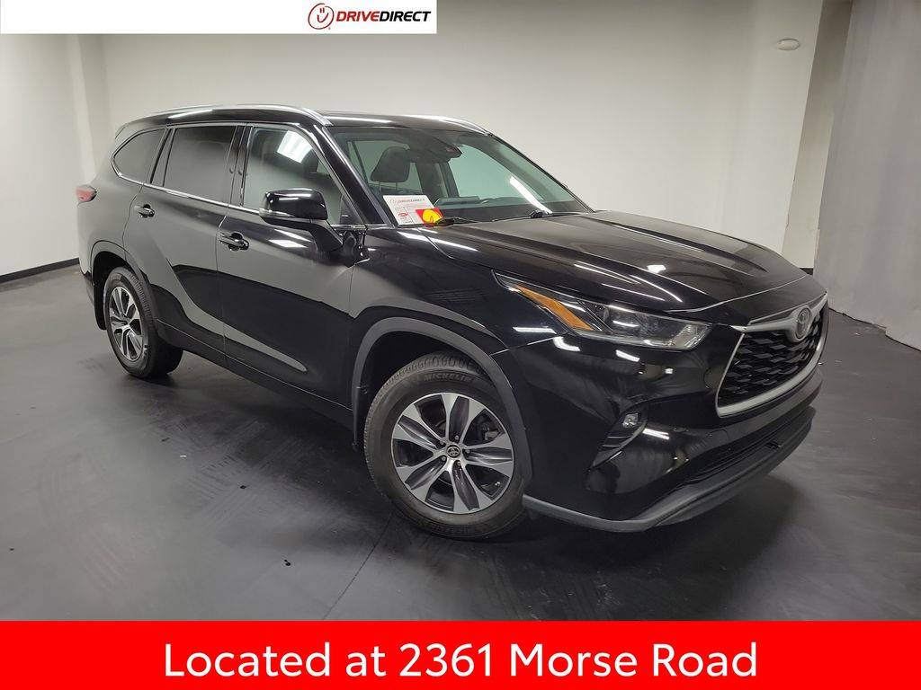2021 Toyota Highlander XLE — SUV — 115,176 mi — Columbus, OH