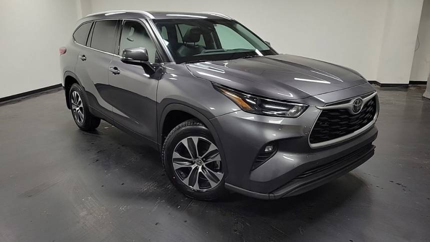 2022 Toyota Highlander XLE — SUV — 48,964 mi — Columbus, OH
