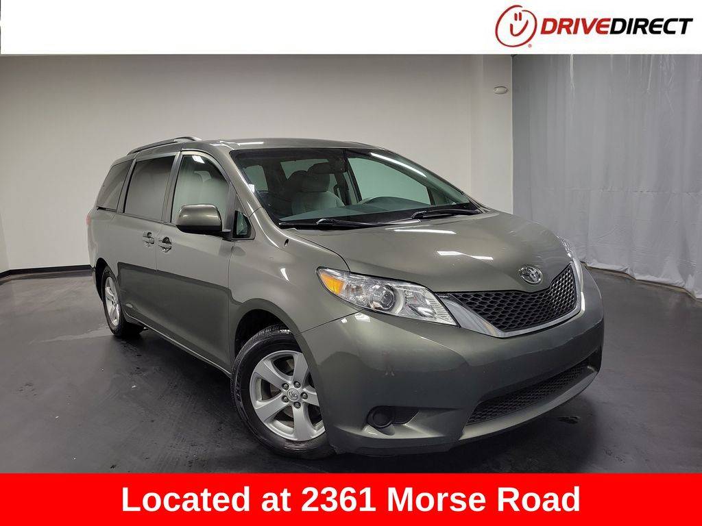 2011 Toyota Sienna LE — Minivan — 306,509 mi — Columbus, OH