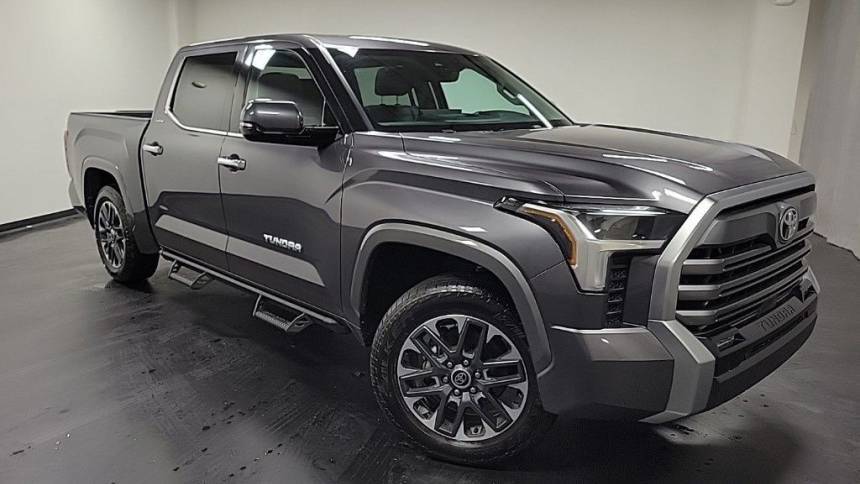 2022 Toyota Tundra Limited — Pickup Truck — 71,120 mi — Columbus, OH