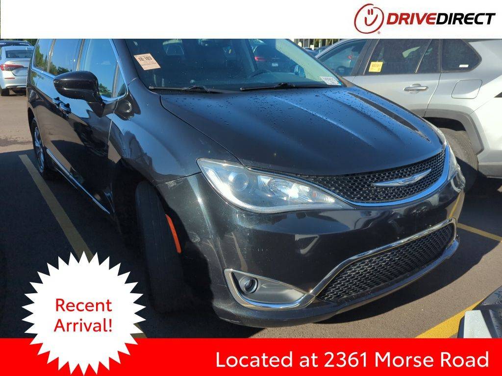 2019 Chrysler Pacifica Touring L — Minivan — 105,446 mi — Columbus, OH