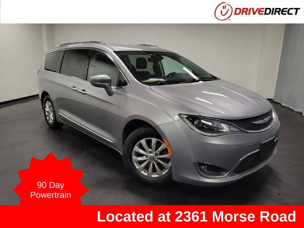 2019 Chrysler Pacifica Touring L — Minivan — 77,264 mi — Columbus, OH