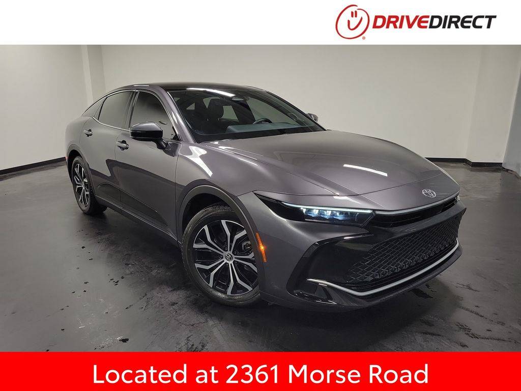2023 Toyota Crown Limited — Sedan — 16,924 mi — Columbus, OH