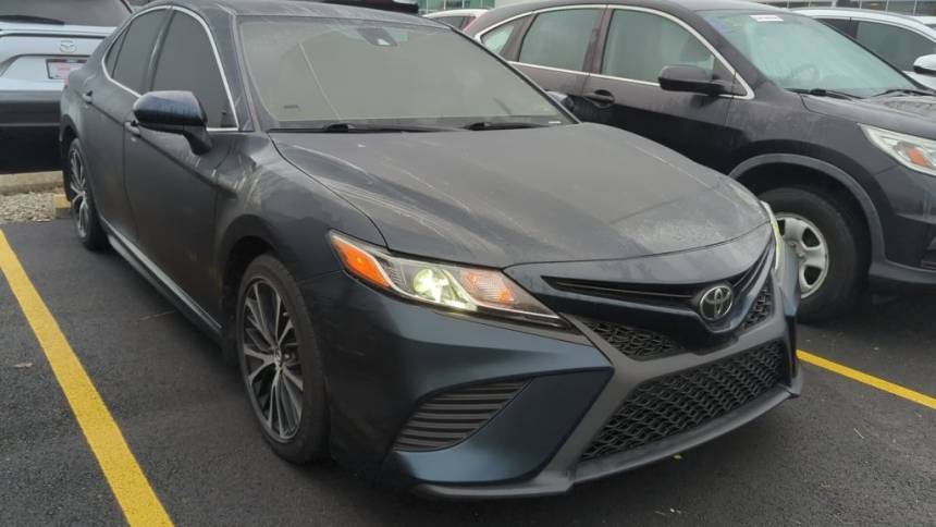 2019 Toyota Camry SE — Sedan — 53,856 mi — Columbus, OH