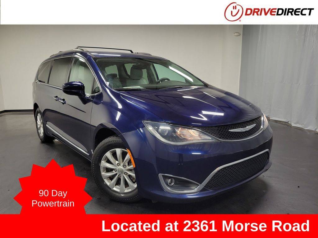 2017 Chrysler Pacifica Touring L — Minivan — 92,326 mi — Columbus, OH