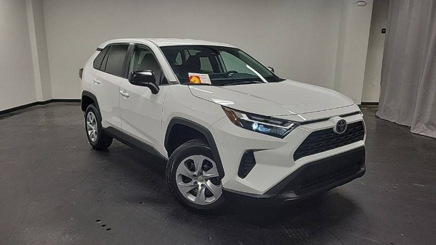 2024 Toyota RAV4 LE — SUV — 8,759 mi — Columbus, OH
