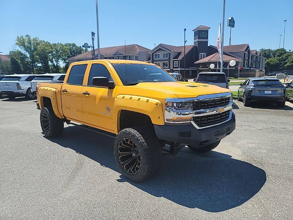 2017 Chevrolet Silverado 1500 LT — Pickup Truck — 26,455 mi — Macon, GA