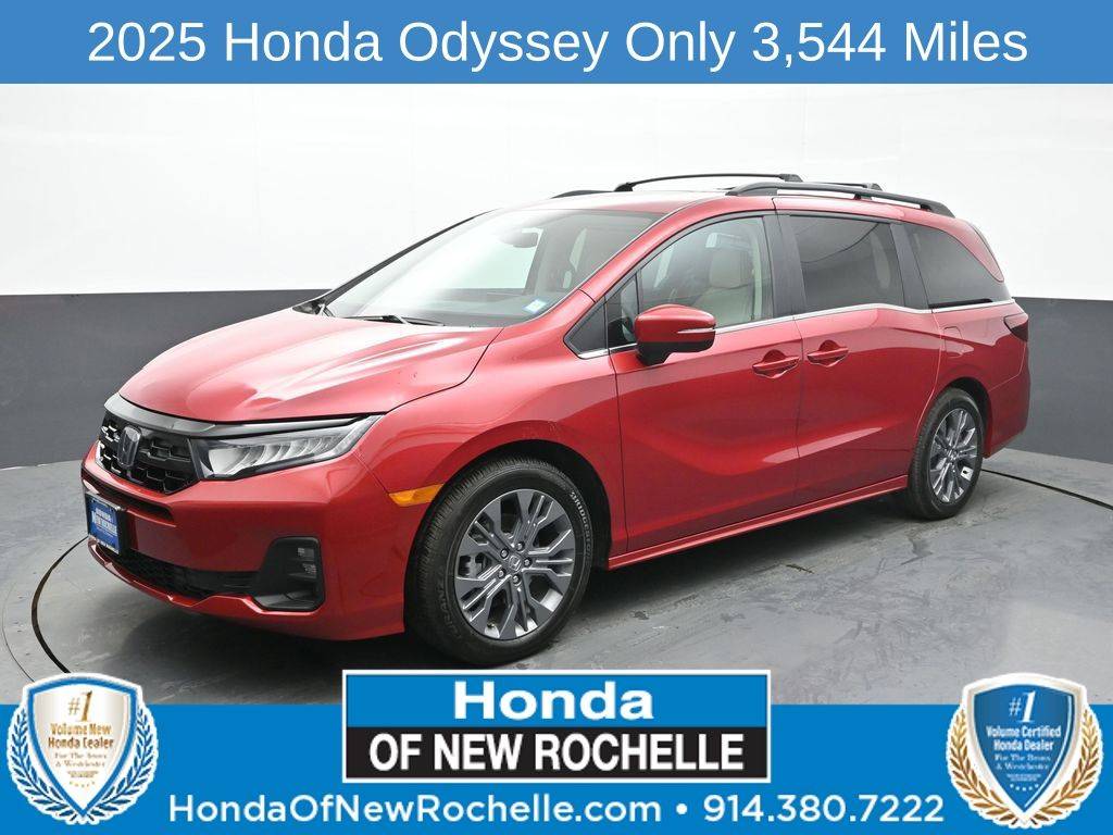 2025 Honda Odyssey Touring — Minivan — 3,449 mi — New Rochelle, NY