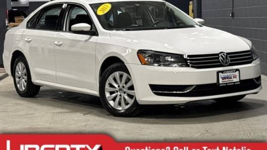 2013 Volkswagen Passat S — Sedan — 123,298 mi — Libertyville, IL