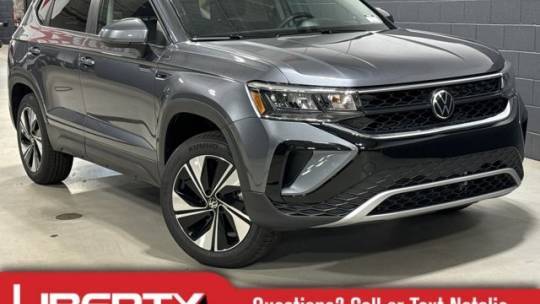 2024 Volkswagen Taos SE — SUV — 9,846 mi — Libertyville, IL
