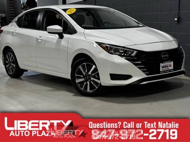 2025 Nissan Versa SV — Sedan — 4,874 mi — Libertyville, IL