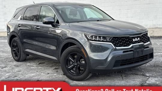 2022 Kia Sorento LX — SUV — 77,274 mi — Libertyville, IL