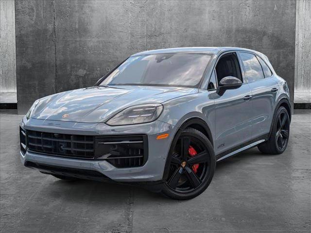 2025 Porsche Cayenne GTS — SUV — 5,567 mi — Sanford, FL
