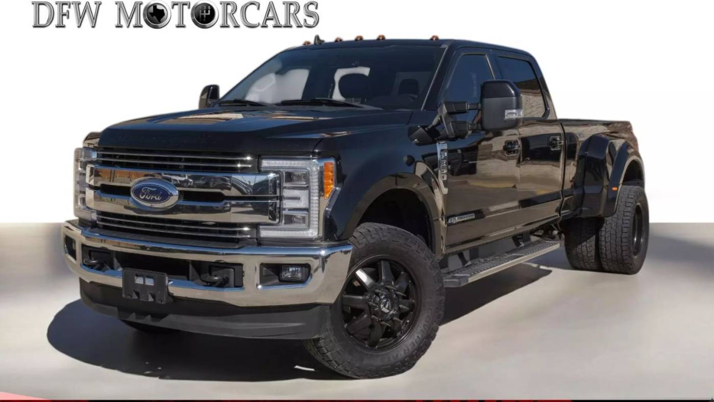 2019 Ford Super Duty F-350 Lariat — Pickup Truck — 139,930 mi — Grand Prairie, TX