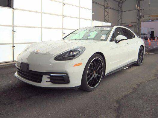 2018 Porsche Panamera