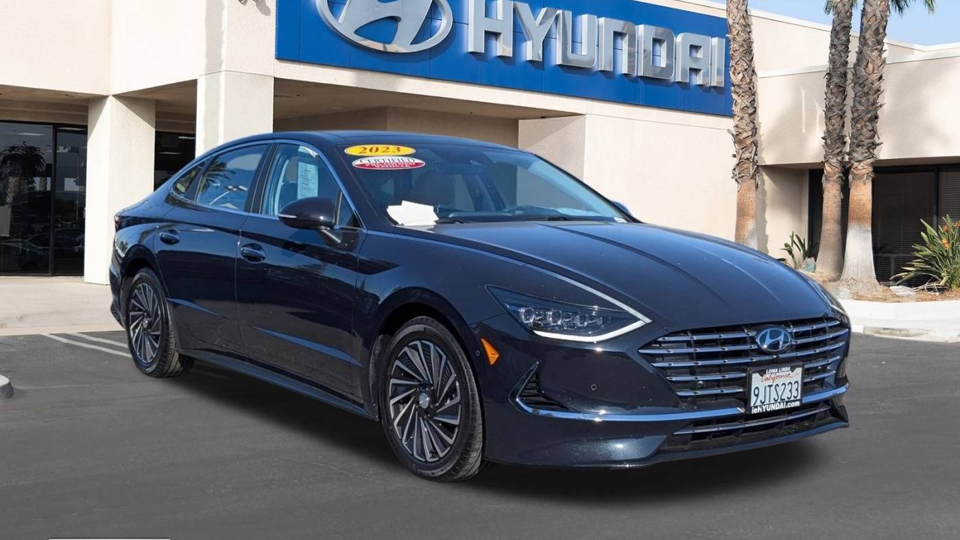 2023 Hyundai Sonata Hybrid Limited — Sedan — 9,025 mi — Loma Linda, CA