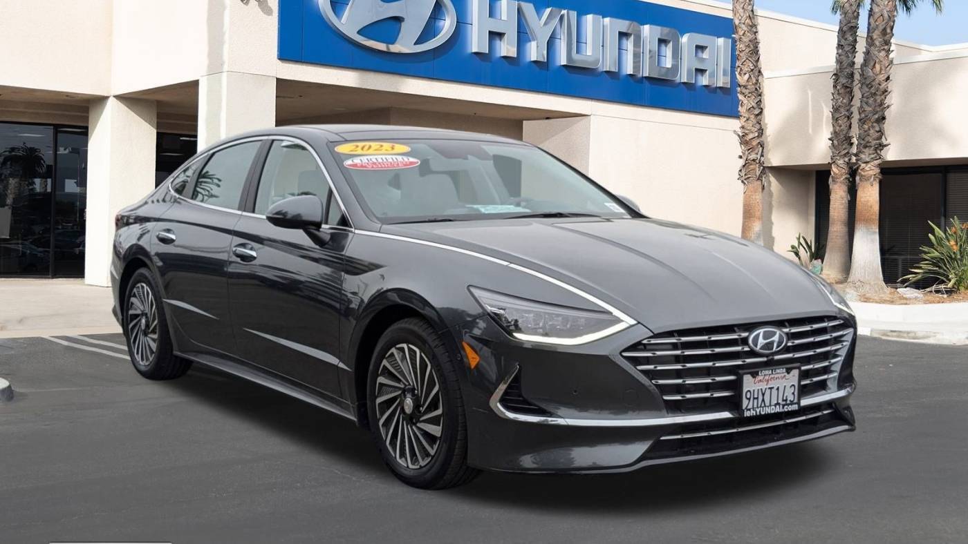 2023 Hyundai Sonata Hybrid Limited — Sedan — 9,093 mi — Loma Linda, CA