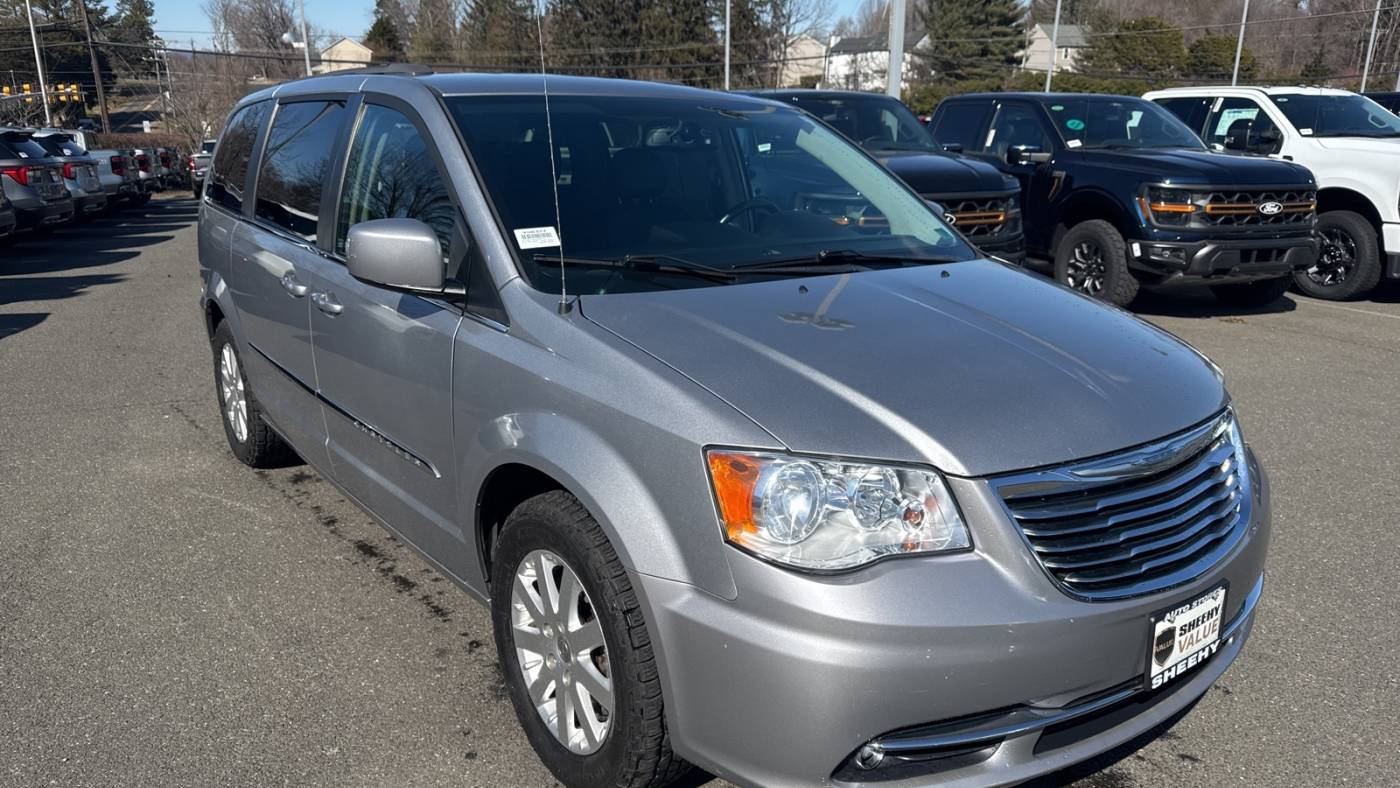 2015 Chrysler Town & Country Touring — Minivan — 94,115 mi — Warrenton, VA