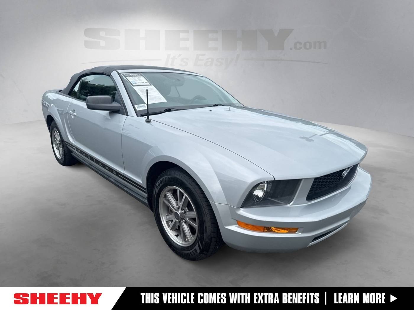2005 Ford Mustang Deluxe — Convertible — 112,189 mi — Warrenton, VA