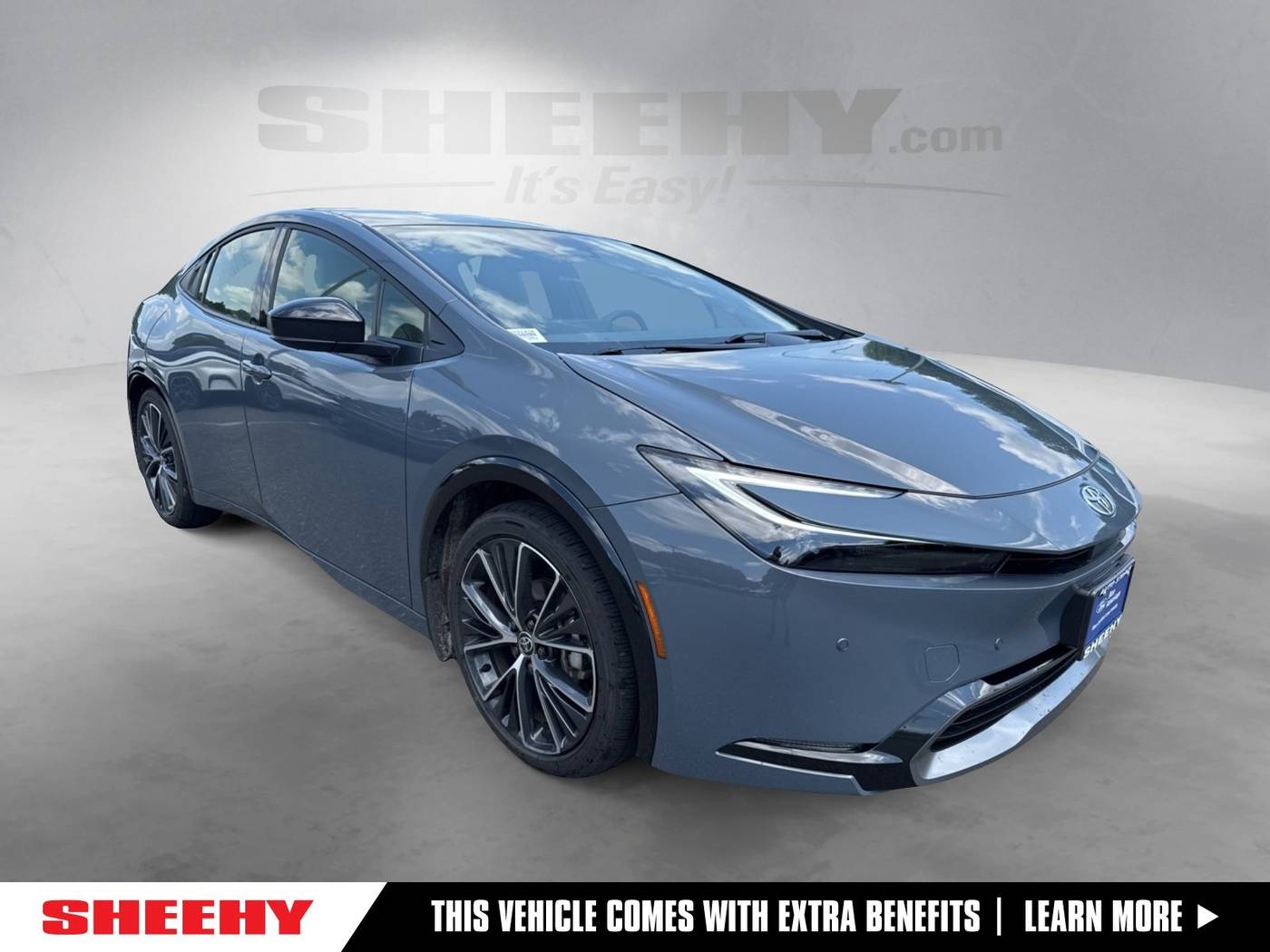 2025 Toyota Prius XLE — Hatchback — 1,777 mi — Warrenton, VA