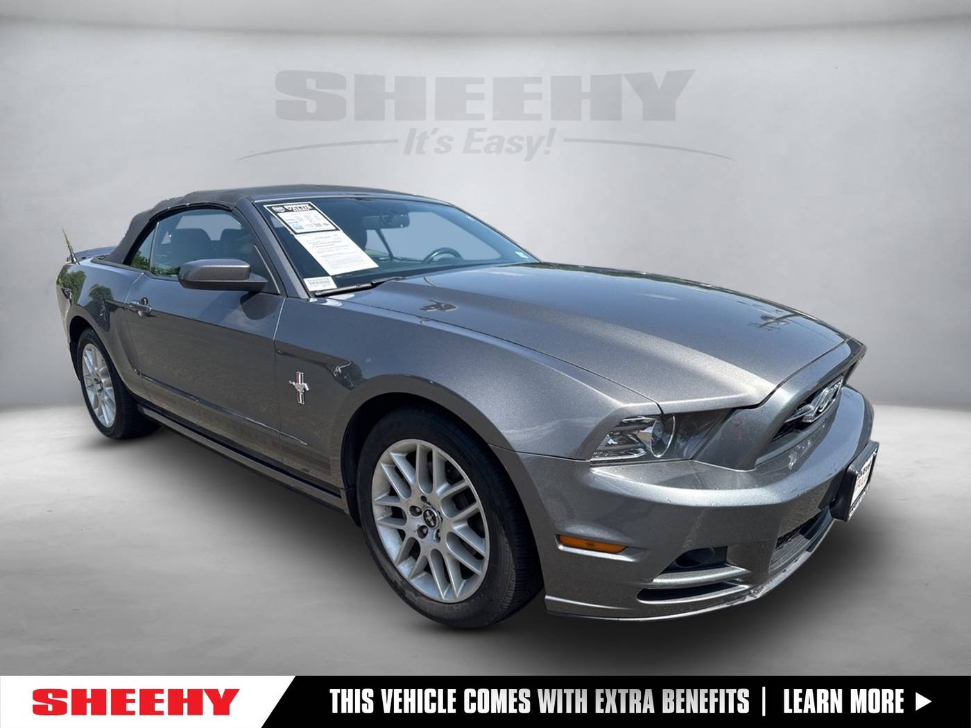 2013 Ford Mustang V6 Premium — Convertible — 60,939 mi — Warrenton, VA