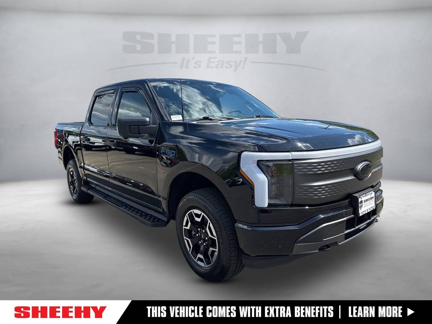 2023 Ford F-150 Lightning XLT — Pickup Truck — 18,400 mi — Warrenton, VA