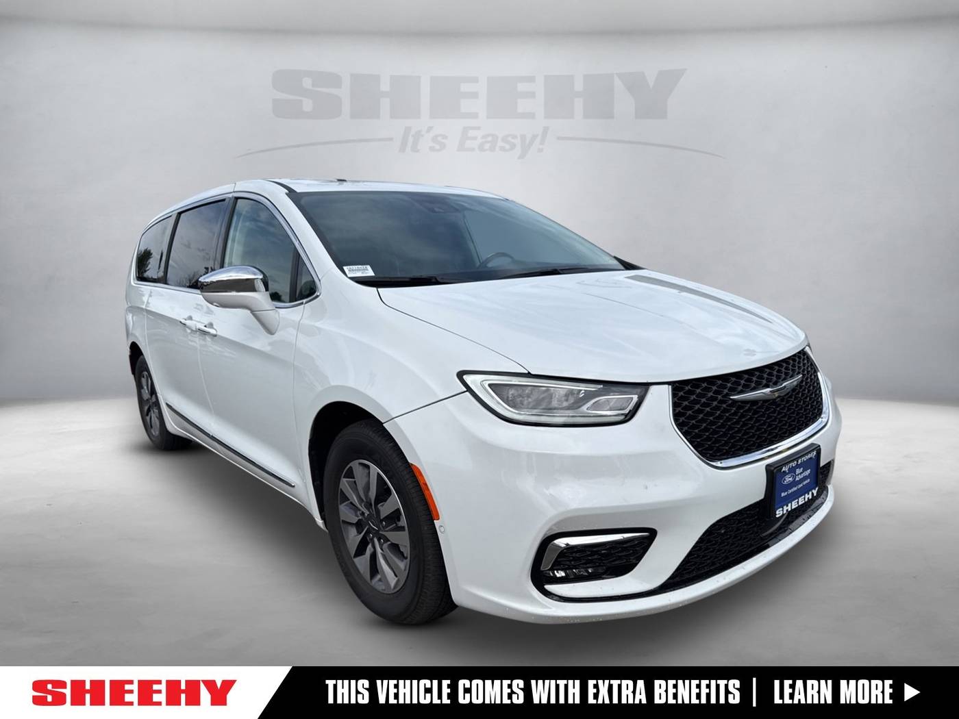 2022 Chrysler Pacifica Hybrid Limited — Minivan — 40,312 mi — Warrenton, VA