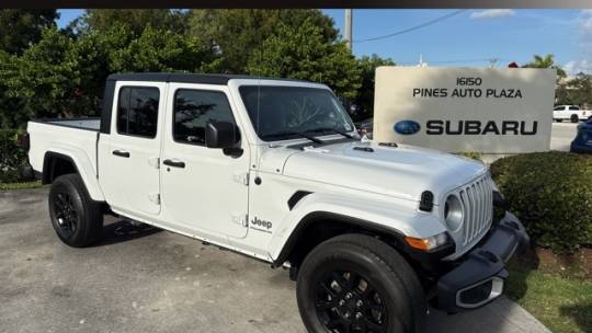 2023 Jeep Gladiator Overland — Pickup Truck — 33,944 mi — Pembroke Pines, FL