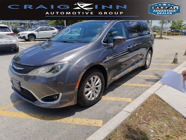 2017 Chrysler Pacifica Touring L — Minivan — 88,413 mi — Pembroke Pines, FL