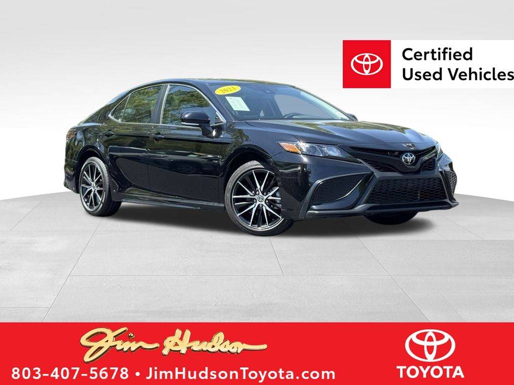 2023 Toyota Camry SE — Sedan — 27,699 mi — Irmo, SC