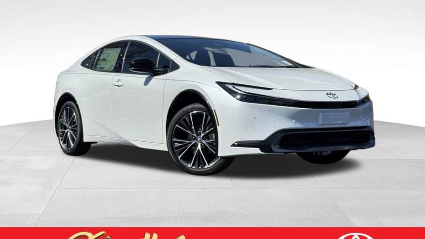 2025 Toyota Prius XLE