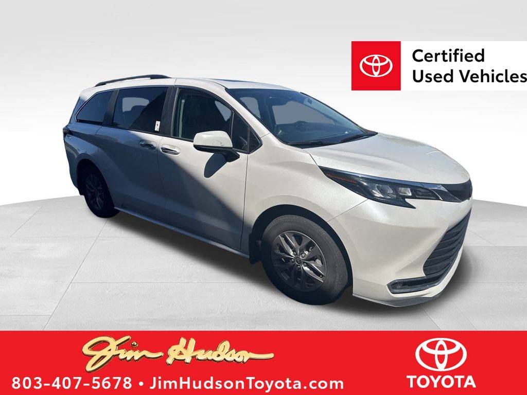 2024 Toyota Sienna XLE — Minivan — 38,401 mi — Irmo, SC