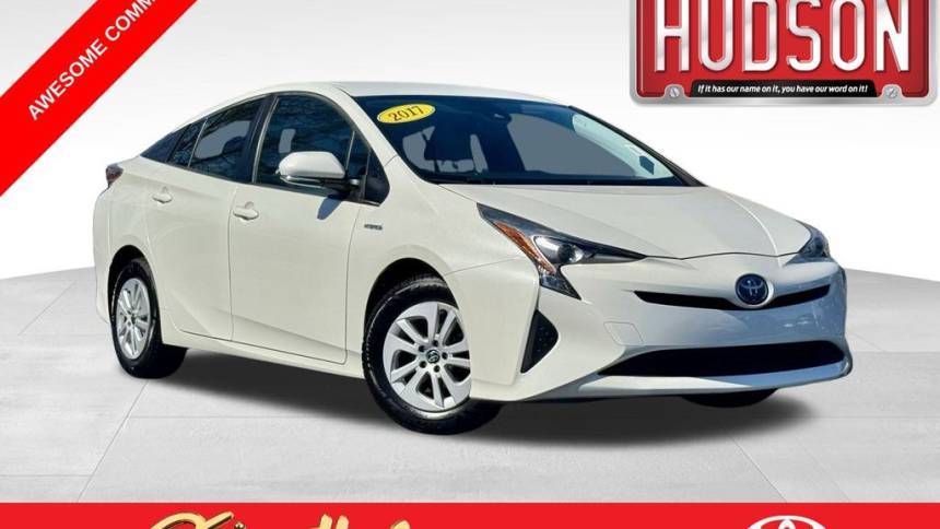 2017 Toyota Prius Four Touring