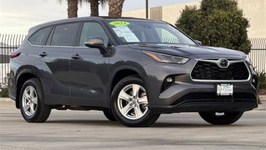 2024 Toyota Highlander LE — SUV — 26,621 mi — Ventura, CA