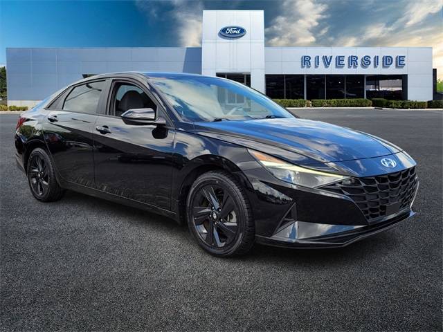2022 Hyundai Elantra SEL — Sedan — 80,995 mi — Macon, GA