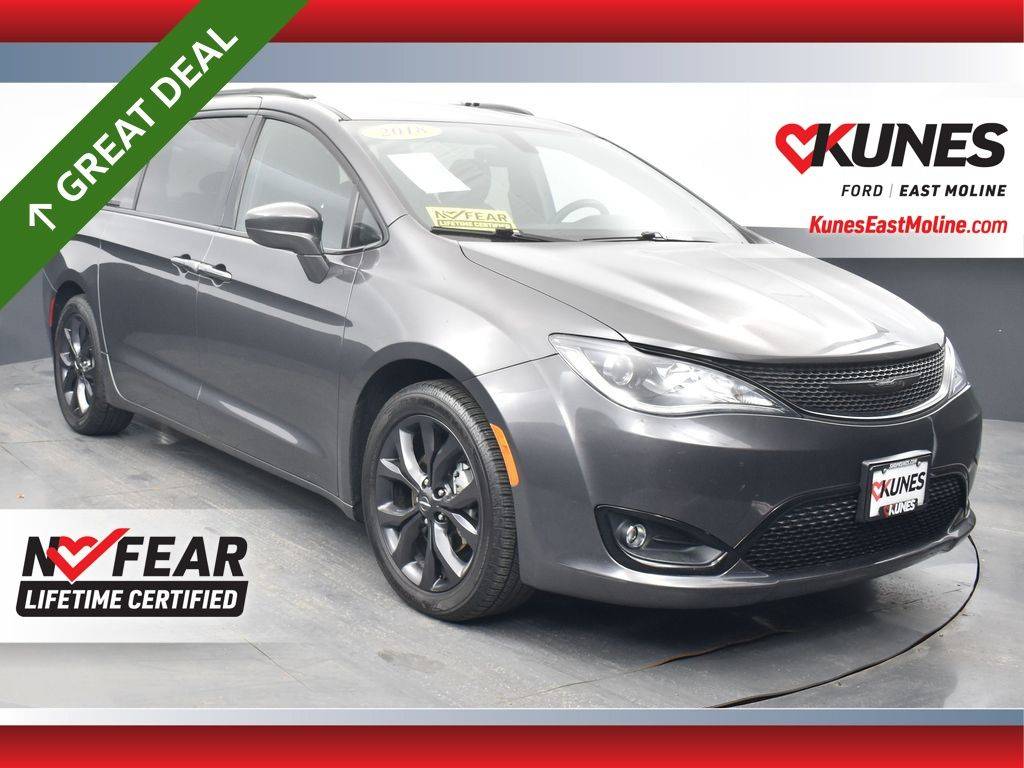 2018 Chrysler Pacifica Touring L Plus — Minivan — 73,251 mi — East Moline, IL