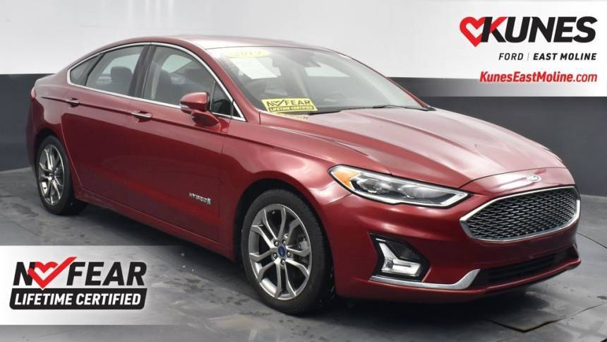 2019 Ford Fusion Hybrid Titanium — Sedan — 77,281 mi — East Moline, IL